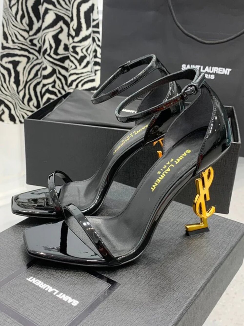 Saint Laurent Black Patent Leather Sandals with Gold Logo